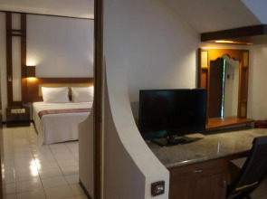 Puri Naga Beachfront Cottages