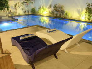 Tír na nÓg Beachfront Resort