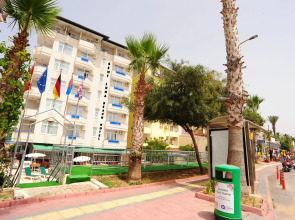 Semt Luna Beach Hotel
