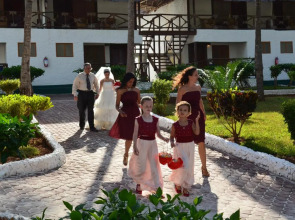 Paradise Beach Resort