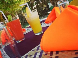 Green Shadows Beach Hotel