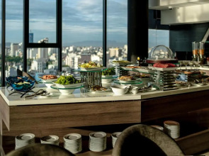 Draco Hotel & Suites