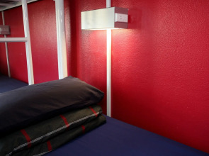 Wake Up! Sydney - Hostel