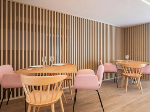 Halley Hotel & Apartments Affiliated by Melia