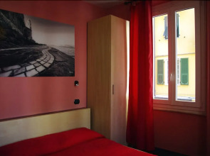 I Remi del Prione by Le 5 Terre