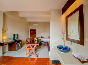 Sino House Phuket Hotel