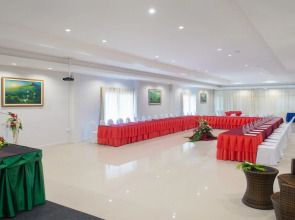 Royal Lanta Resort & Spa