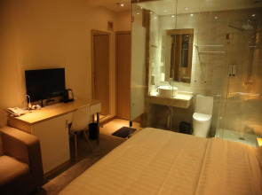 Fish Inn East Nanjing Road