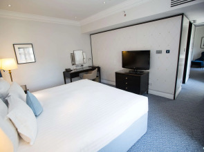 The Waldorf Hilton, London