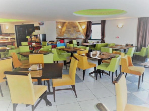 Diogenis Blue Palace