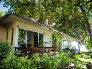 Larissa Samed resort