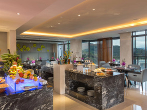 DoubleTree by Hilton Guangzhou Science City-Free Shuttle Bus Service During Canton Fair Period