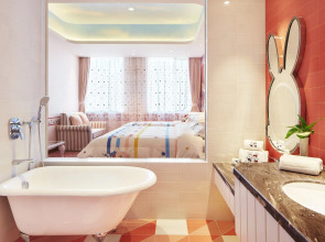 Sheraton Harbin Xiangfang Hotel