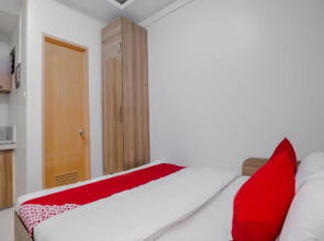 OYO 605 The Quarters