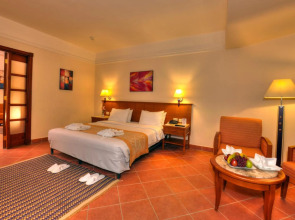 Charmillion Gardens Aquapark