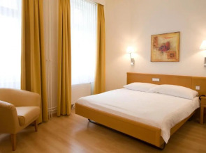 Central City Hotel Rochat