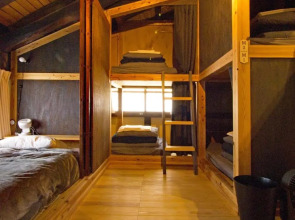 The hostel & Tatami bar UCHIKOBARE