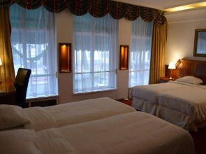 Rembrandtplein Hotel