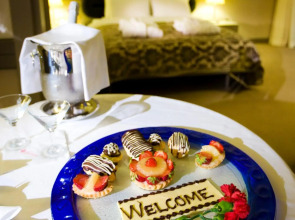 Fantasia Deluxe Hotel