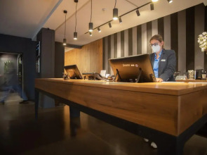 &REPEAT Köln Airport