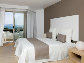 Playa Esperanza Resort