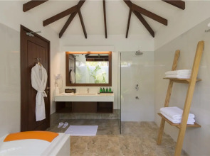 Отель Summer Island Maldives