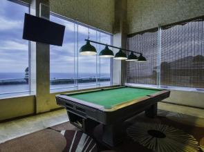 Sea Links Beach Hotel