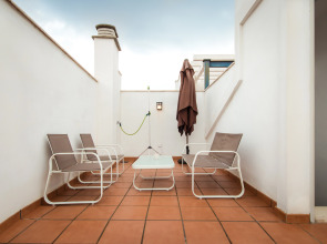 Holidays2Malaga Juan de Mena Apartments