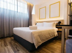 Santa Grand Hotel Central Market