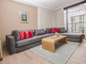 New Art's DownTown Hotel