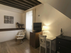 Shine Albayzín Hotel