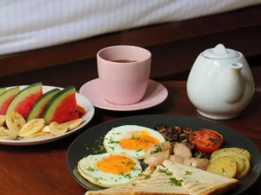 Spicepeek Boutique Hotel CMB Airport