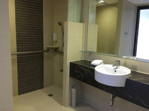 Holiday Inn Express Manila Newport City