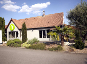 Greet Hotel Angouleme