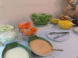 J TWO S Pratunam Hotel