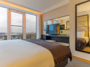 Отель Pestana Chelsea Bridge Hotel & Spa