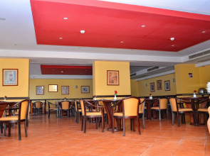 Отель Aracan Pyramids Hotel