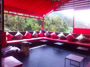 Sharaya Patong Hotel