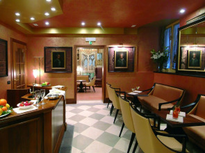 Hotel Dei Dragomanni