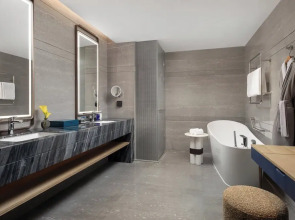 voco Sanya Dadonghai by IHG