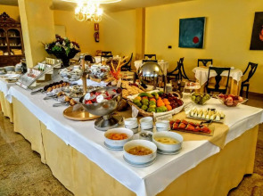 Hotel Ele Puente Romano