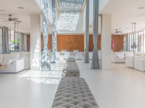 Destino Five Ibiza - 5-Star Grand Luxe Resort