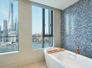 Hotel Indigo Shanghai on The Bund by IHG
