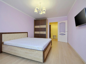 Апартаменты на улице Крайнего 4