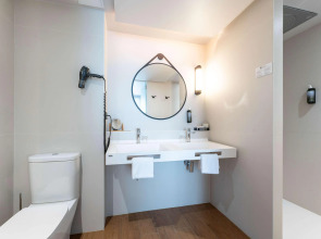 Best Western Premier Le Masq Hotel