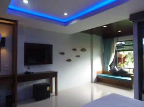 Chaokoh Phi Phi Hotel & Resort