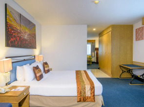 Golden Beach Cha-Am Hotel