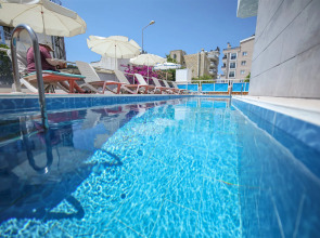 Hotel Delta Altinkum