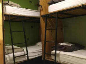 Princesa Insolente Hostel