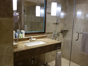 Henann Resort Alona Beach